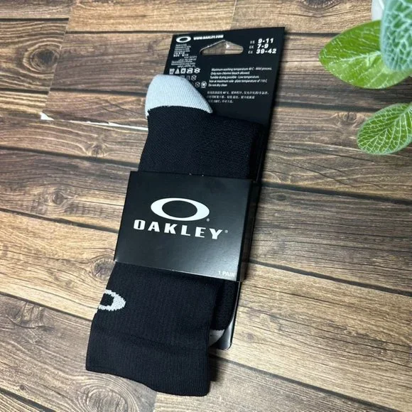Oakley Ribbed Ellipse Long Socks NWT Size Medium (Black) *Unopened* Unisex - Picture 2 of 8
